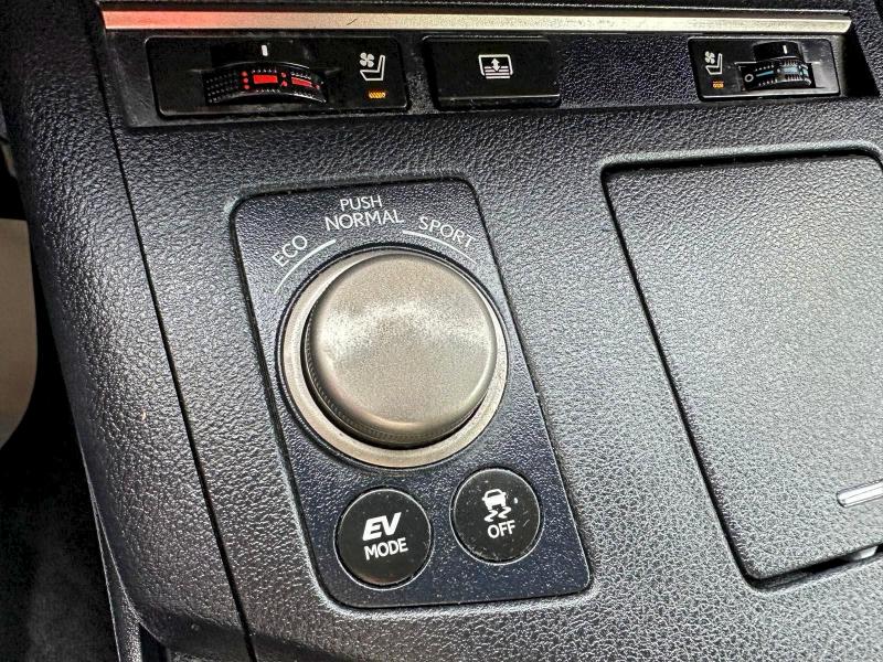 Photo 13 from auction – 2014 LEXUS ES 300H with VIN JTHBW1GG3E2048022