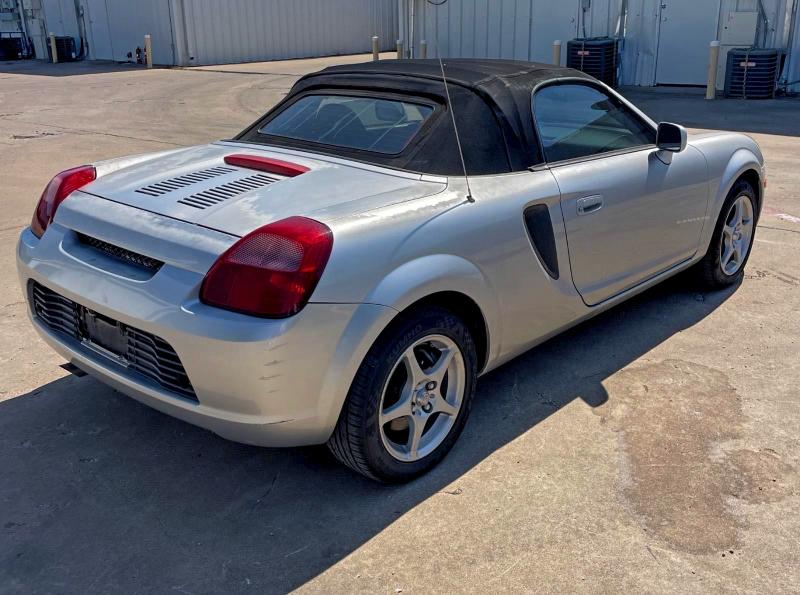 Photo 4 from auction – 2000 TOYOTA MR2 SPYDER with VIN JTDFR3203Y0018812