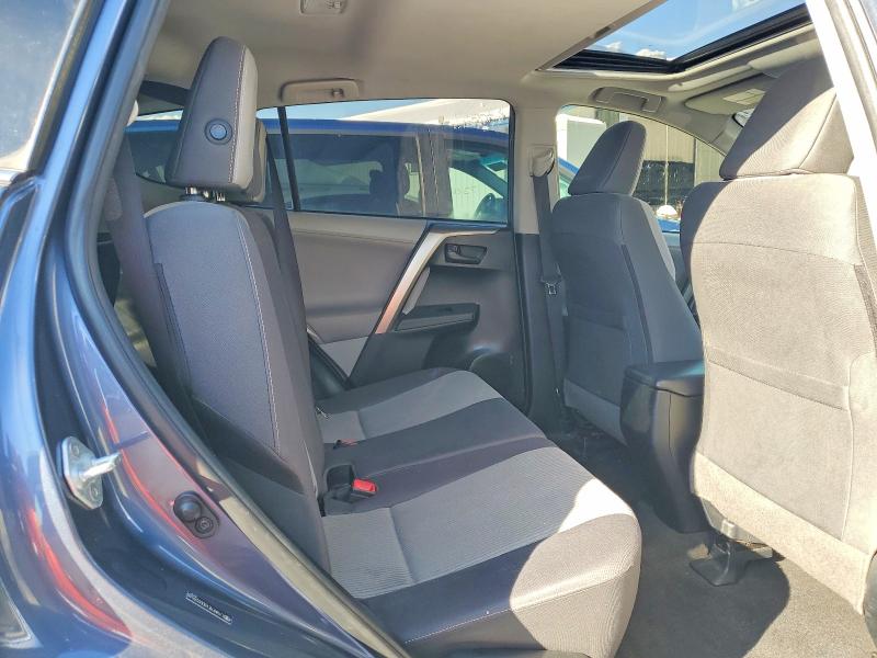 Photo 11 from auction – 2013 TOYOTA RAV4 XLE with VIN JTMRFREV8DD029548