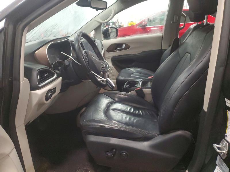 Photo 7 from auction – 2017 CHRYSLER PACIFICA T with VIN 2C4RC1BG1HR810091