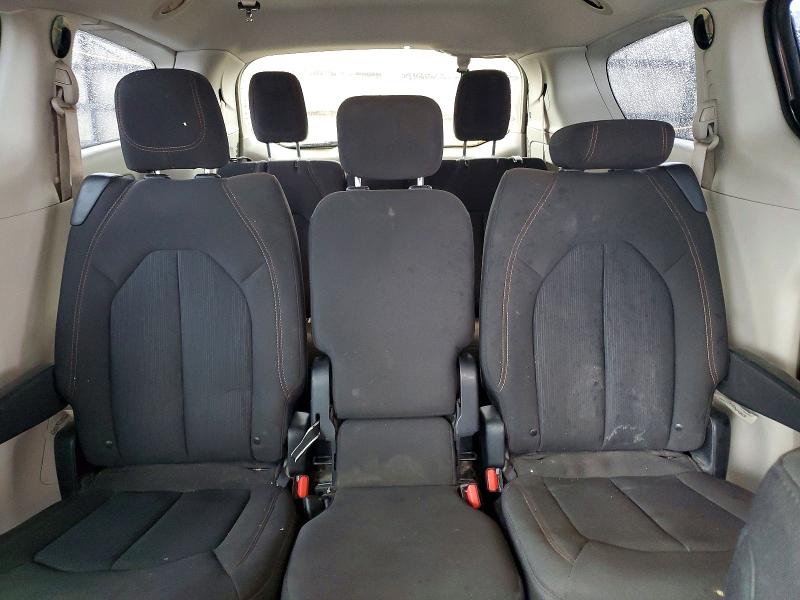 Photo 10 from auction – 2018 CHRYSLER PACIFICA with VIN 2C4RC1FG4JR118049