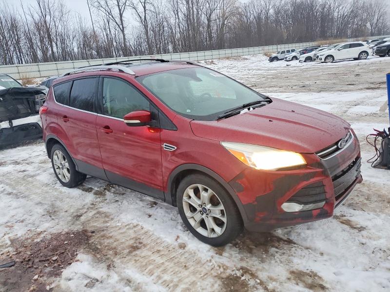 Foto 4 de la subasta – 2015 FORD ESCAPE TIT con VIN 1FMCU0J97FUB45385