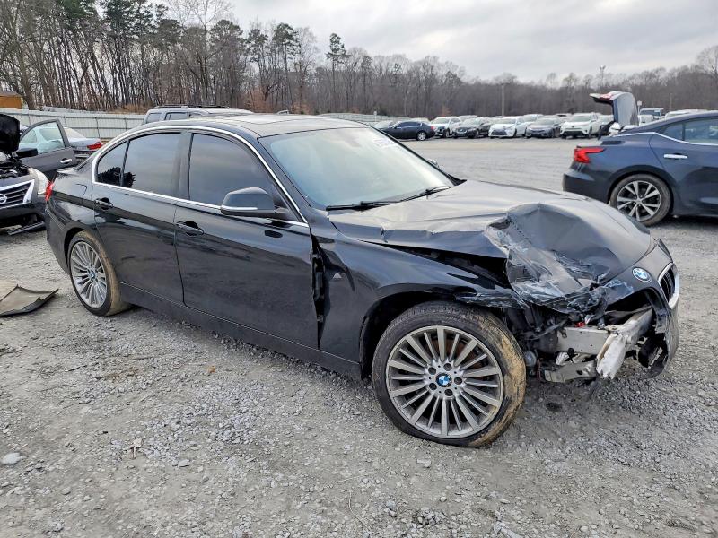 Photo 4 from auction – 2012 BMW 328 with VIN WBA3A5C54CF259667