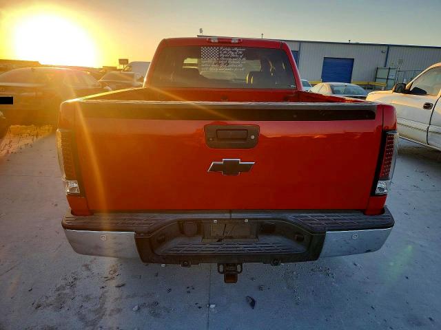 Photo 6 from auction – 2011 CHEVROLET SILVERADO with VIN 3GCPKSE38BG232464
