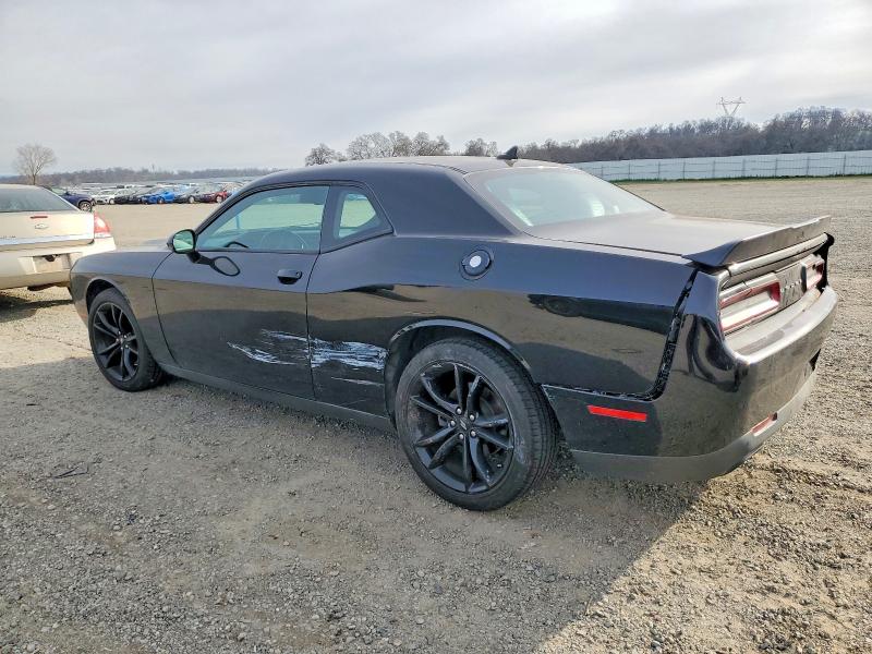 Photo 2 from auction – 2018 DODGE CHALLENGER with VIN 2C3CDZAG1JH178809
