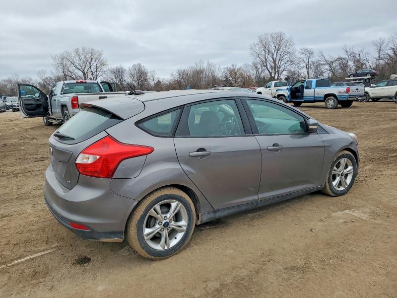 Photo 3 from auction – 2014 FORD FOCUS SE with VIN 1FADP3K22EL238019