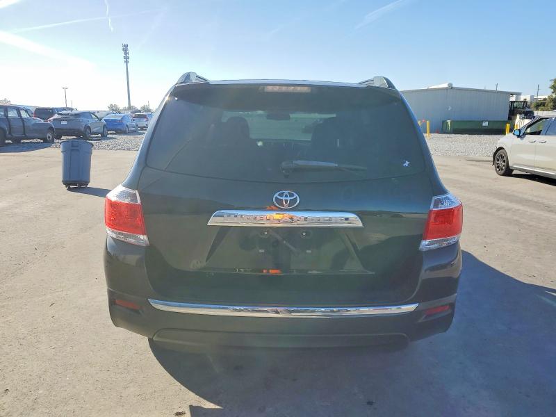 Photo 6 from auction – 2013 TOYOTA HIGHLANDER with VIN 5TDZK3EH6DS115092