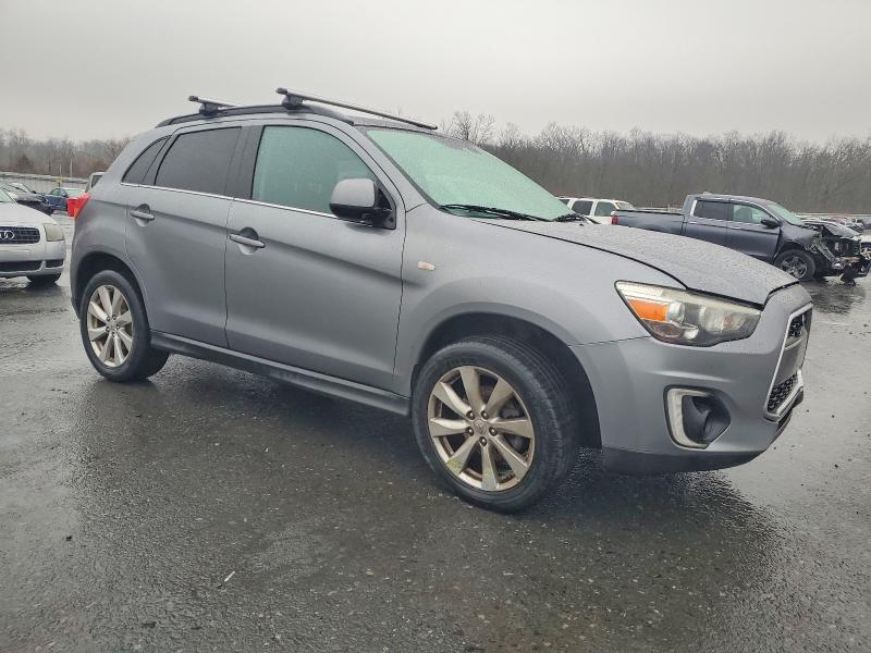 Photo 4 from auction – 2015 MITSUBISHI OUTLANDER with VIN 4A4AR4AU5FE007274