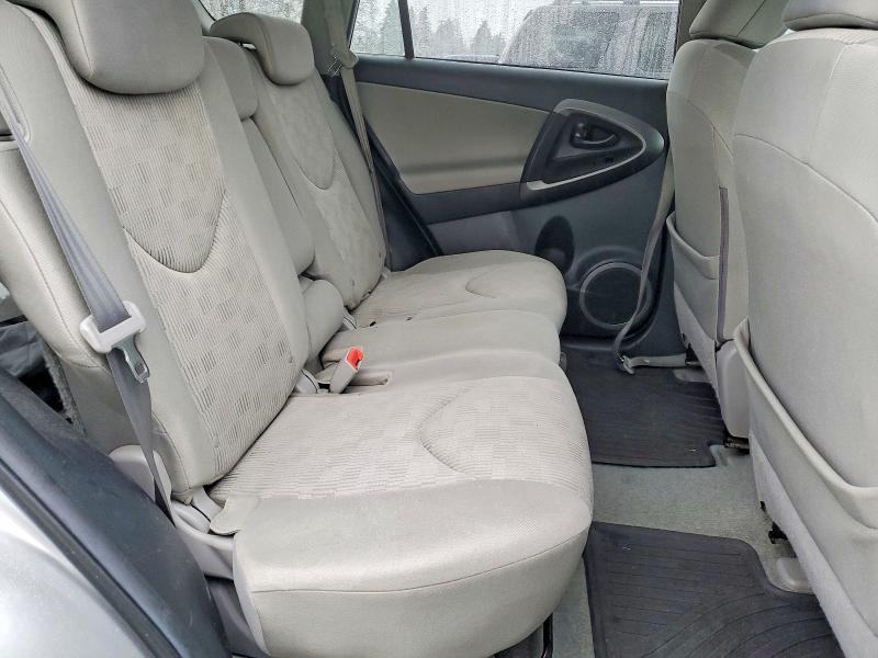 Photo 11 from auction – 2011 TOYOTA RAV4 with VIN 2T3BF4DV4BW116918