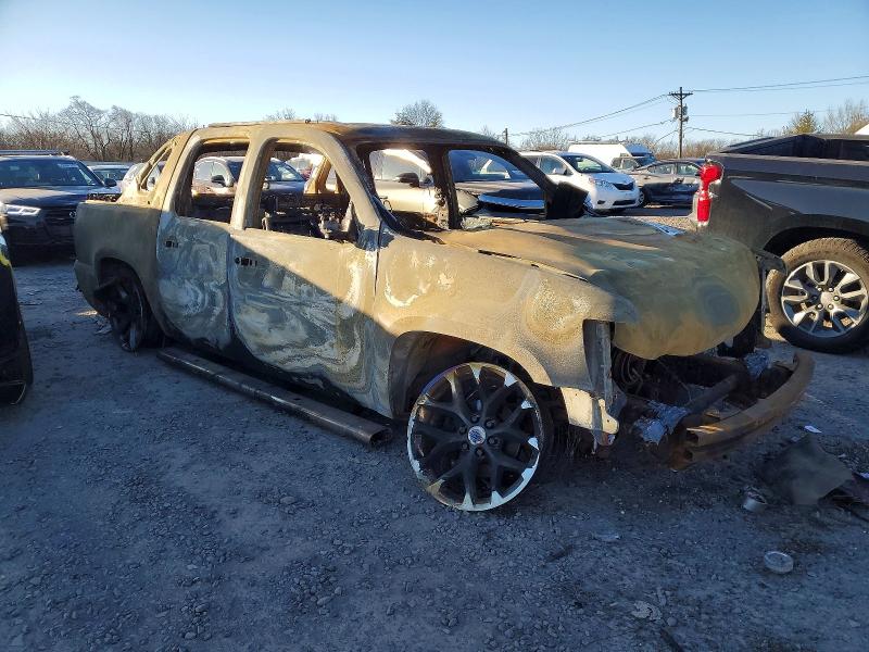 Photo 4 from auction – 2013 CHEVROLET AVALANCHE with VIN 3GNTKGE7XDG237822
