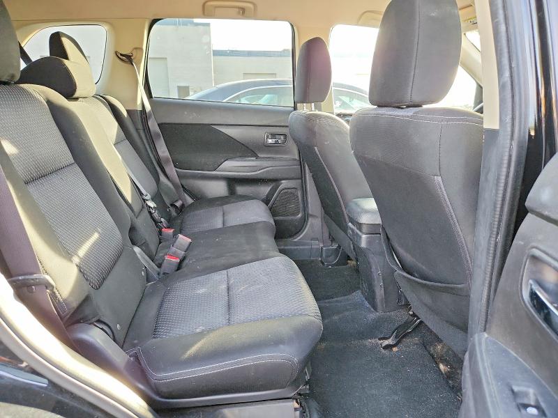 Photo 11 from auction – 2018 MITSUBISHI OUTLANDER with VIN JA4AD2A31JJ003976