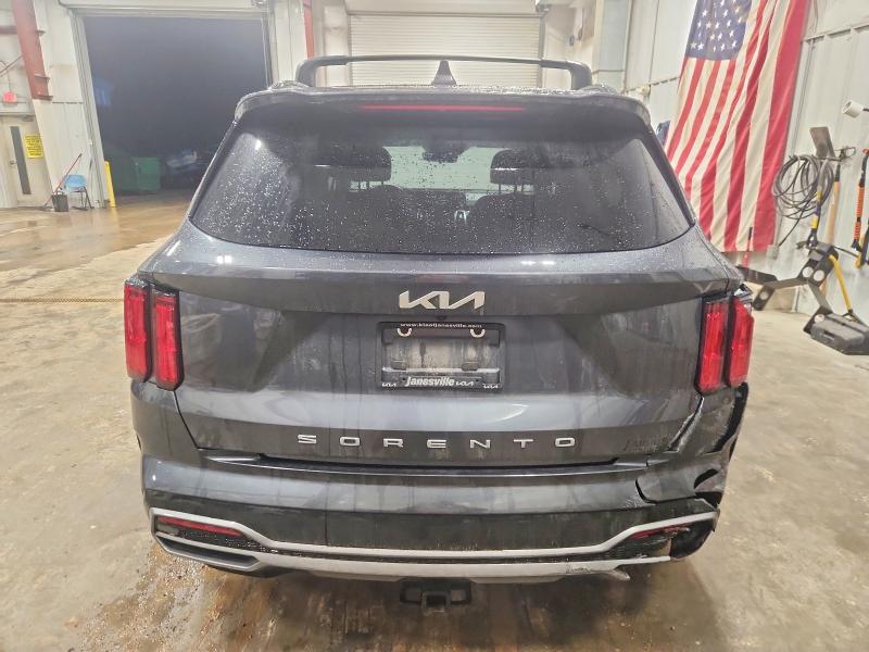 Photo 6 from auction – 2022 KIA SORENTO with VIN 5XYRK4LF8NG149623