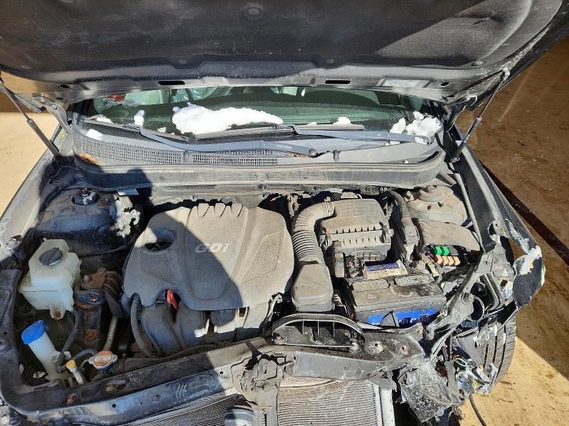 Photo 11 from auction – 2012 HYUNDAI SONATA SE with VIN 5NPEC4AC8CH475447