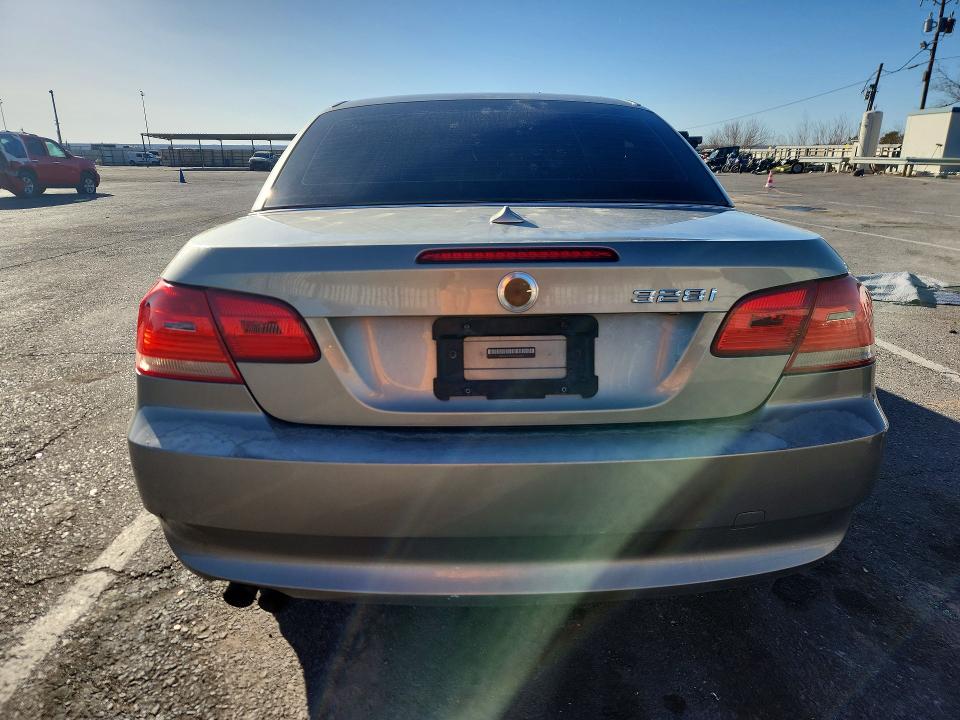 Photo 6 from auction – 2007 BMW 328 with VIN WBAWL13577PX13829