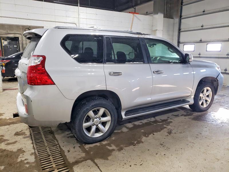 Photo 3 from auction – 2010 LEXUS GX 460 with VIN JTJBM7FX9A5012353