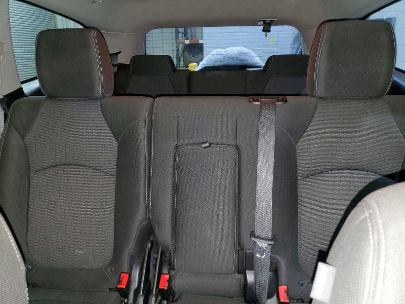 Photo 10 from auction – 2017 CHEVROLET TRAVERSE L with VIN 1GNKVGKD5HJ109666