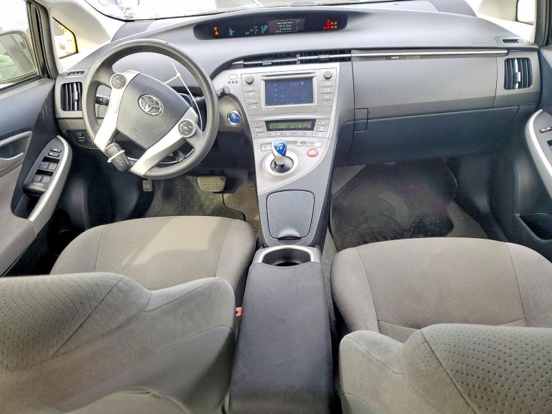 Photo 8 from auction – 2015 TOYOTA PRIUS with VIN JTDKN3DU3F1882700