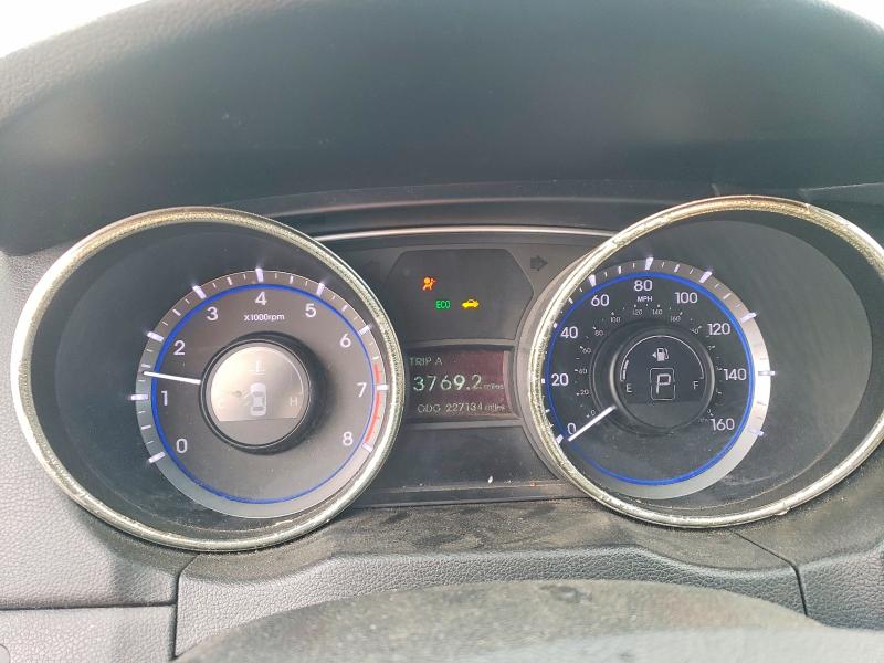 Photo 9 from auction – 2012 HYUNDAI SONATA SE with VIN 5NPEC4AB9CH460754