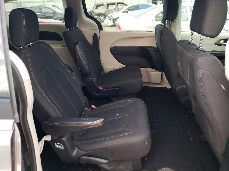 Photo 11 from auction – 2018 CHRYSLER PACIFICA T with VIN 2C4RC1FG2JR278897