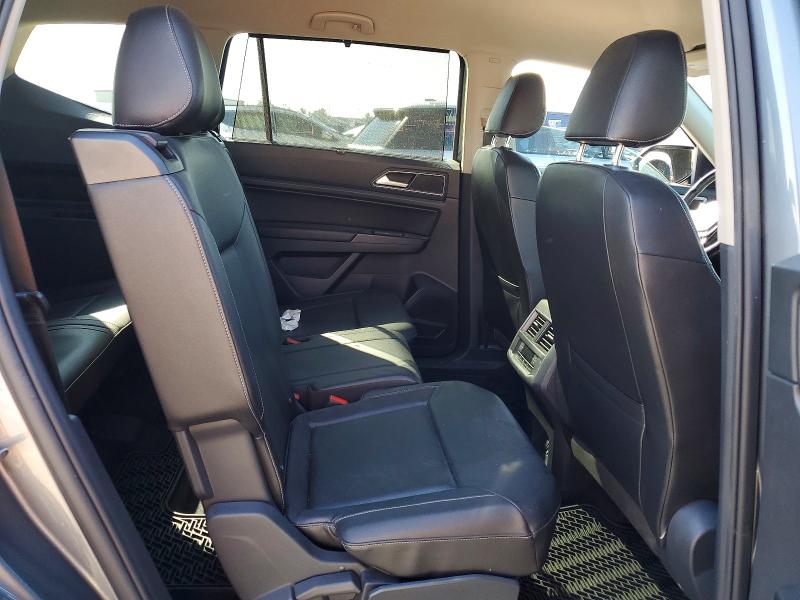 Photo 11 from auction – 2018 VOLKSWAGEN ATLAS with VIN 1V2DR2CA9JC549928