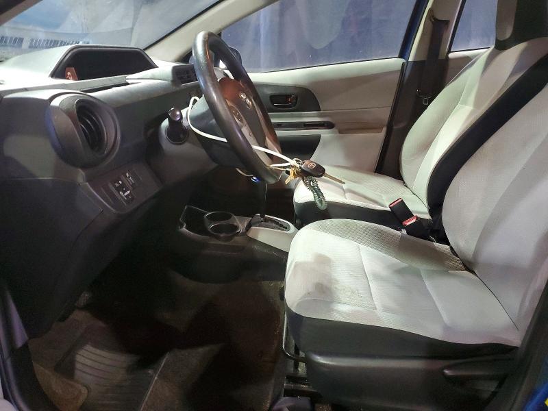 Photo 7 from auction – 2013 TOYOTA PRIUS C with VIN JTDKDTB38D1542453
