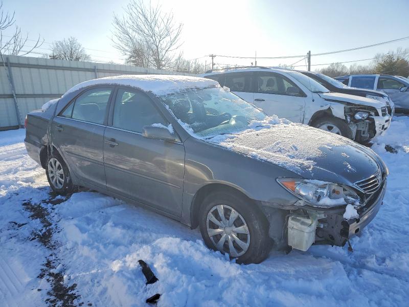 Photo 4 from auction – 2006 TOYOTA CAMRY with VIN 4T1BE32K16U726957