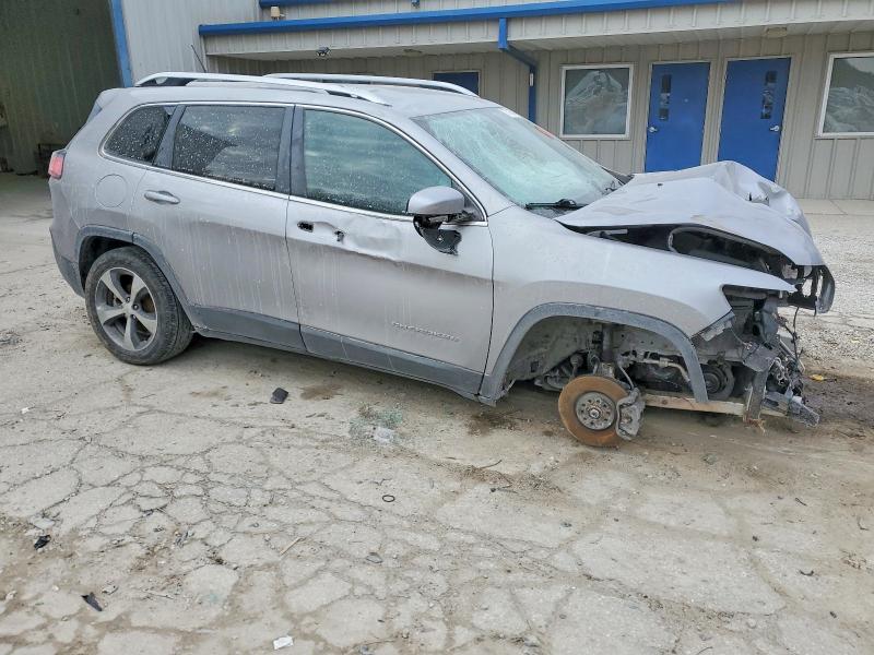 Photo 4 from auction – 2019 JEEP CHEROKEE with VIN 1C4PJLDB1KD183820