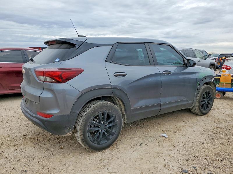 Photo 3 from auction – 2021 CHEVROLET TRAILBLAZE with VIN KL79MMS22MB026544