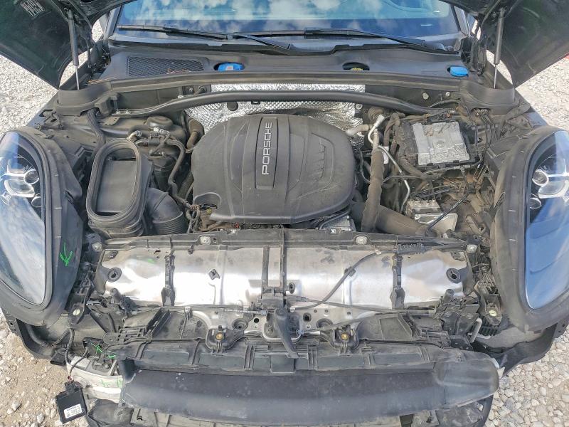 Photo 12 from auction – 2019 PORSCHE MACAN with VIN WP1AA2A54KLB06300
