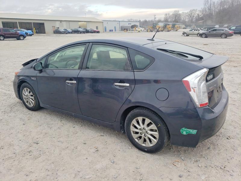 Photo 2 from auction – 2014 TOYOTA PRIUS PLUG with VIN JTDKN3DP2E3059995