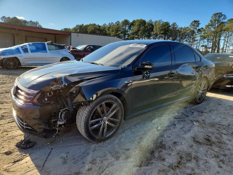 VOLKSWAGEN PASSAT S 2018 with VIN 1VWAA7A38JC003082 - Photo from auction