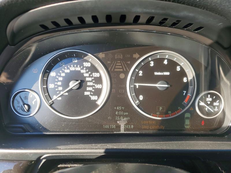 Photo 9 from auction – 2012 BMW 528 XI with VIN WBAXH5C56CDW11348