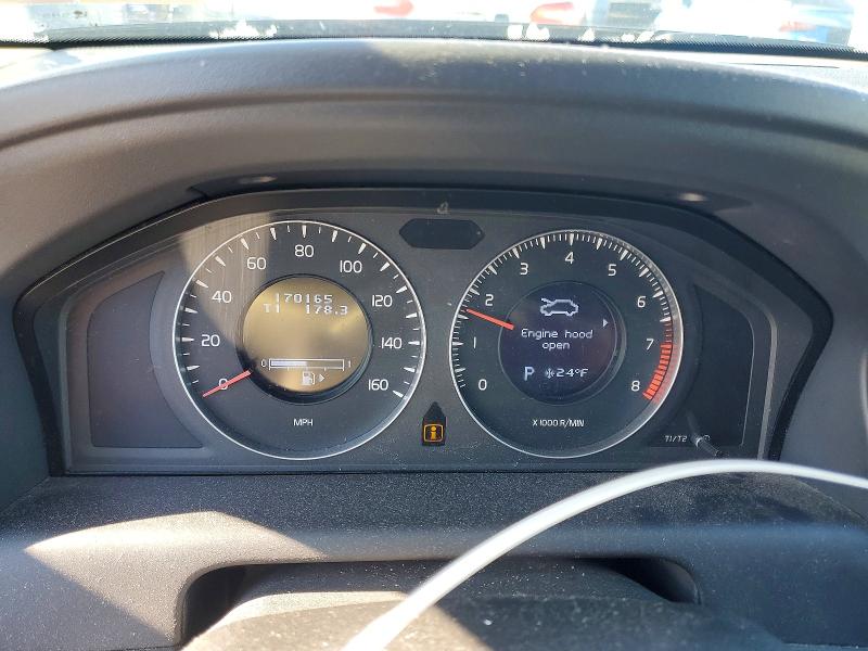 Photo 9 from auction – 2010 VOLVO XC60 3.2 with VIN YV4960DZ8A2120324