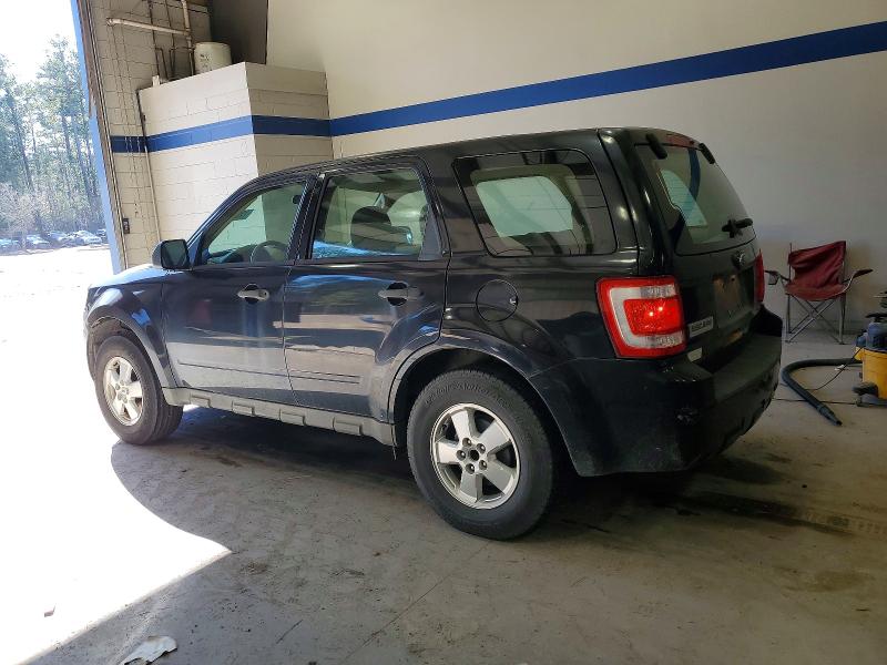 Photo 2 from auction – 2009 FORD ESCAPE XLS with VIN 1FMCU02739KC46811