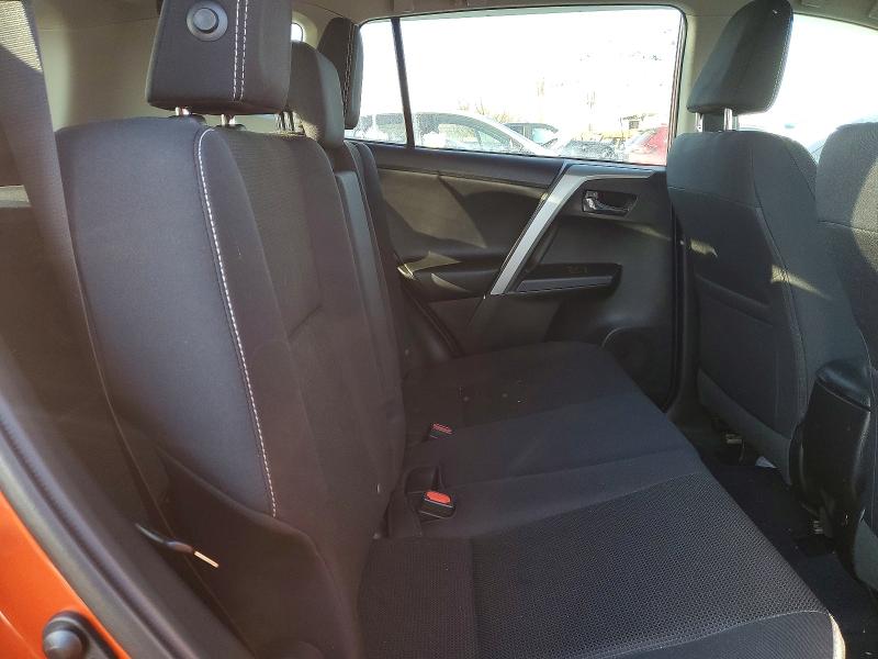 Photo 11 from auction – 2016 TOYOTA RAV4 XLE with VIN 2T3RFREV2GW536565