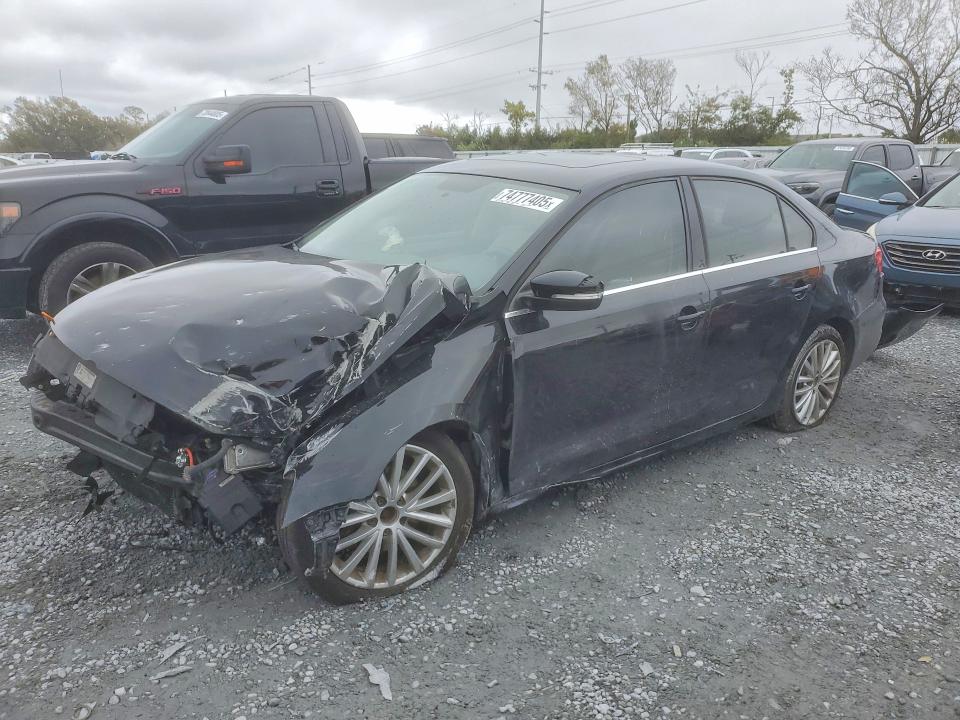 VOLKSWAGEN JETTA SEL 2011 with VIN 3VWLX7AJ2BM360912 - Photo from auction