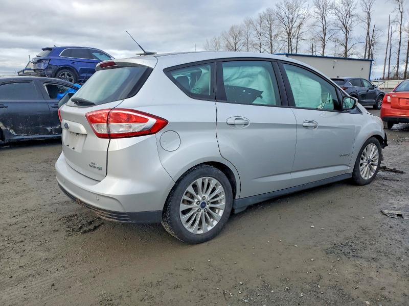 Photo 3 from auction – 2017 FORD C-MAX with VIN 1FADP5AU5HL110294