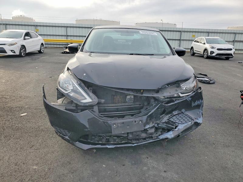 Photo 5 from auction – 2018 NISSAN SENTRA S with VIN 3N1AB7AP9JY310600