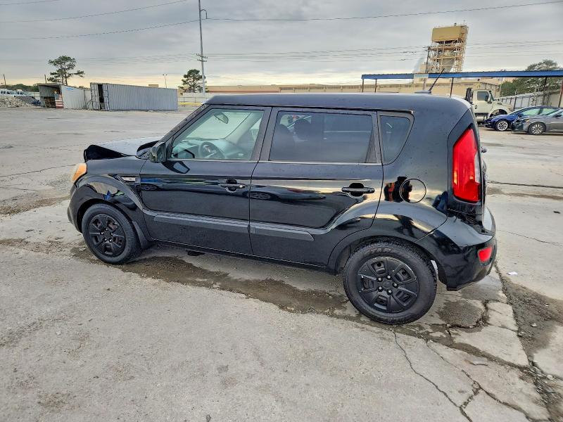 Photo 2 from auction – 2012 KIA SOUL with VIN KNDJT2A53C7744964