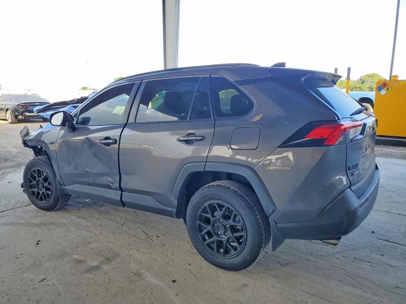 Photo 2 from auction – 2021 TOYOTA RAV4 with VIN 2T3H1RFV1MC155232