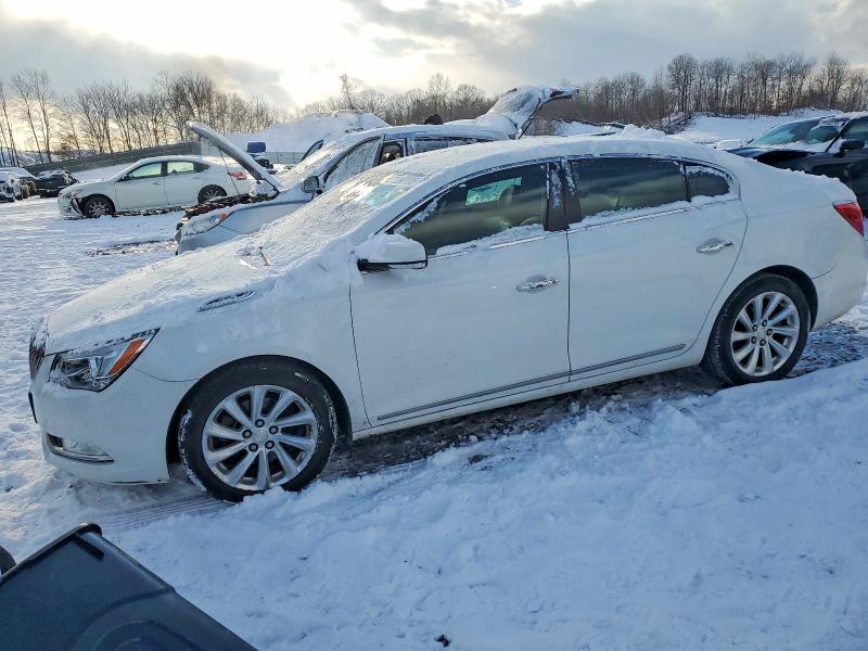 BUICK LACROSSE 2015 with VIN 1G4GB5G37FF269894 - Photo from auction