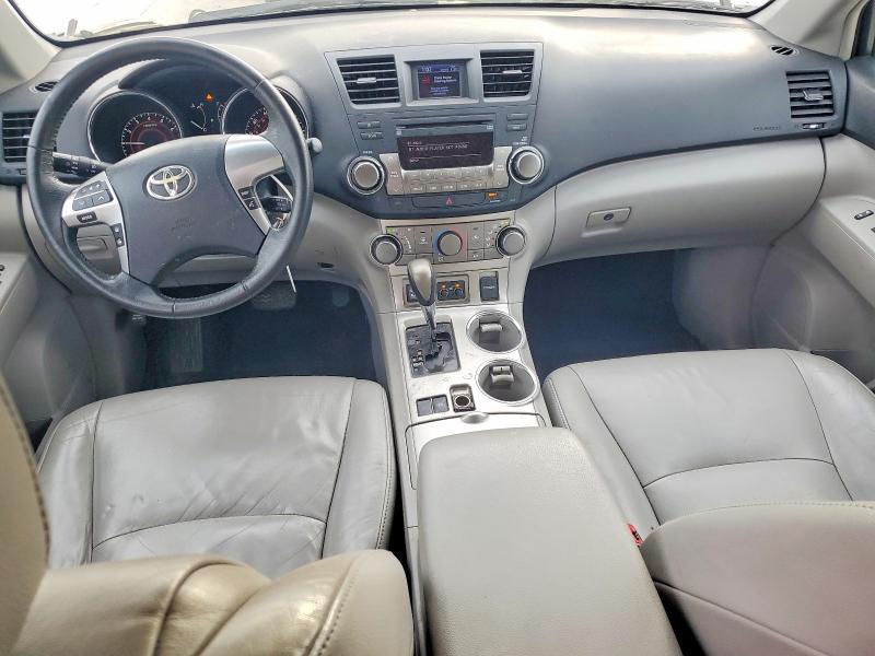 Photo 8 from auction – 2012 TOYOTA HIGHLANDER with VIN 5TDZA3EH3CS027084