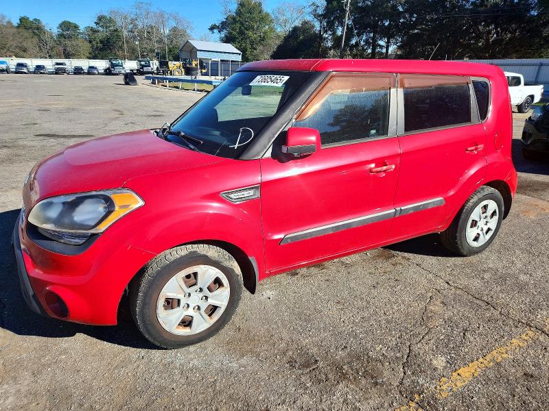KIA SOUL 2013 with VIN KNDJT2A52D7571682 - Photo from auction
