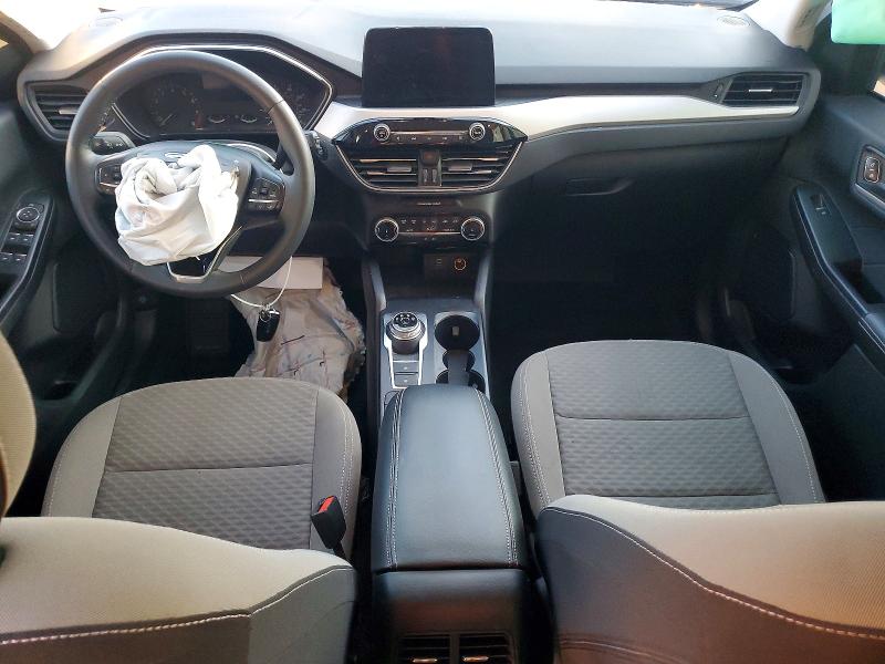 Photo 8 from auction – 2022 FORD ESCAPE with VIN 1FMCU0G67NUB97191