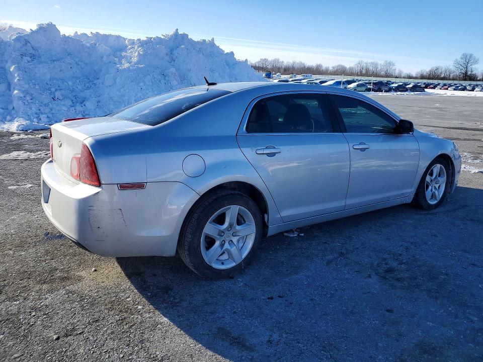 Photo 3 from auction – 2011 CHEVROLET MALIBU LS with VIN 1G1ZB5E19BF152626