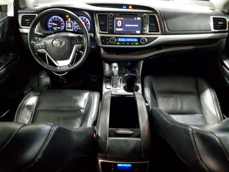 Zdjęcie 8 z aukcji – 2015 TOYOTA HIGHLANDER z VIN 5TDJKRFH0FS146825