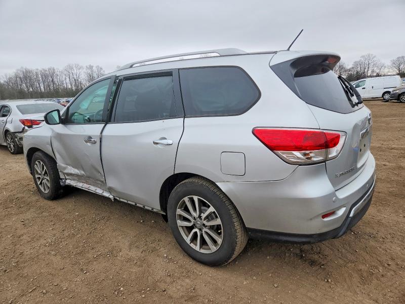 Photo 2 from auction – 2015 NISSAN PATHFINDER with VIN 5N1AR2MN3FC654666