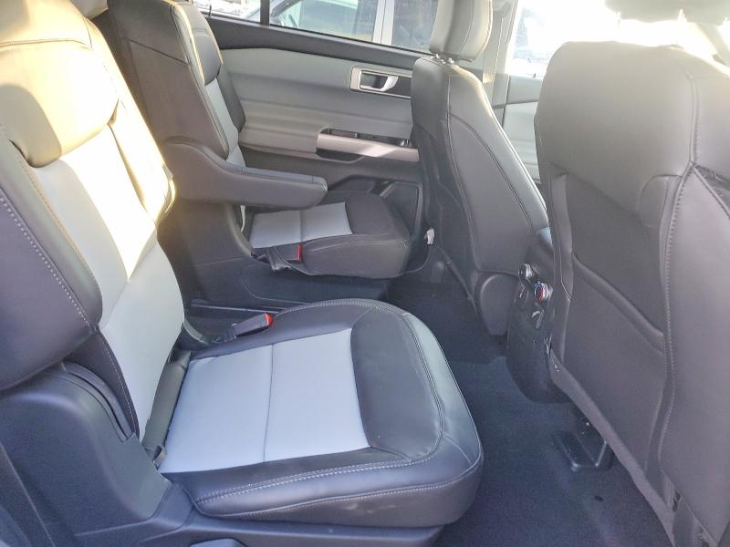 Photo 11 from auction – 2023 FORD EXPLORER with VIN 1FMSK8DH0PGB65044