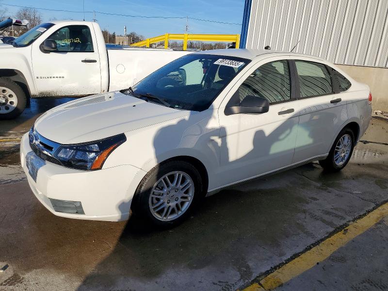 FORD FOCUS SE 2010 with VIN 1FAHP3FN5AW275600 - Photo from auction