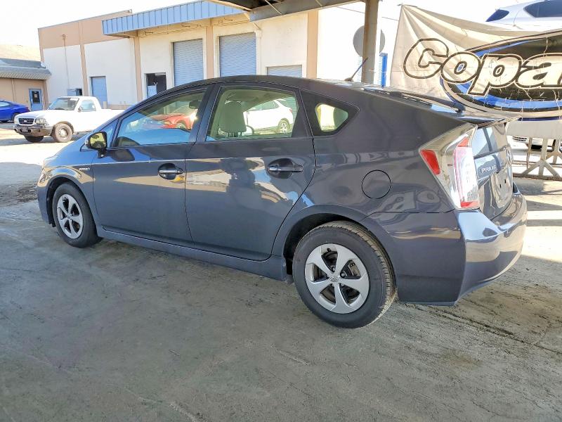 Photo 2 from auction – 2015 TOYOTA PRIUS with VIN JTDKN3DU6F0404986